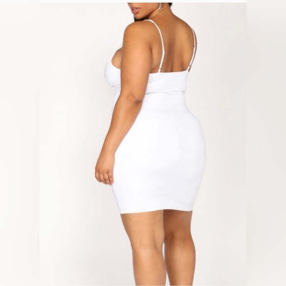 FashionNova Shanghai Ruched V-Neck Spaghetti Strap Dress White Sz1X - Picture 3 of 12